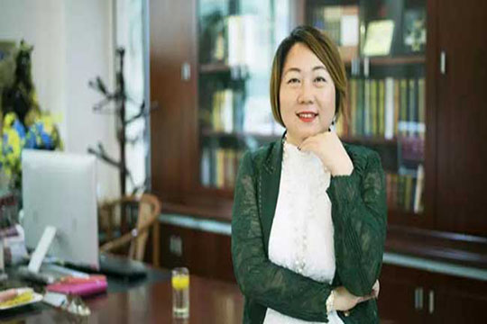 不馳于空想，不騖于虛聲，她詮釋了女性企業(yè)家的獨特魅力